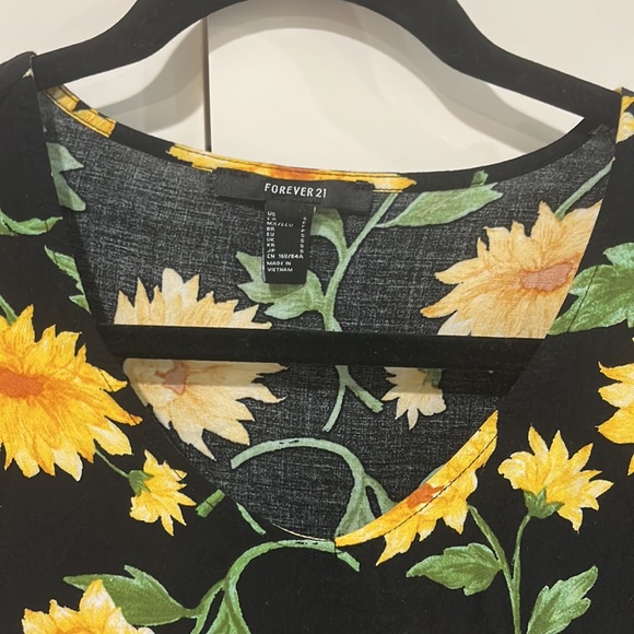 forever 21 floral shift dress - Picture 3 of 4